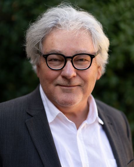 Charles Maddison Psychotherapist Family Therapist Melbourne CBD Psychology